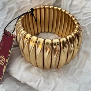 House Of Harlow 1960 Gold Tone 1.5” Stretch Bracelet NEW